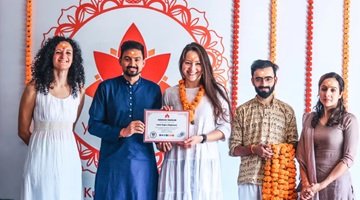 100 Hour Yoga Teacher Training in Rishikesh