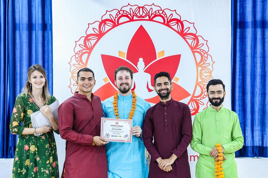 100 Hour Yoga Teacher Training in Rishikesh