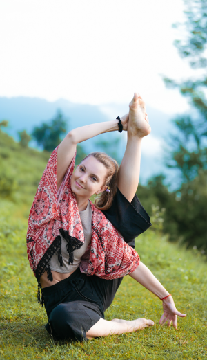 Best Yoga School in Rishikesh