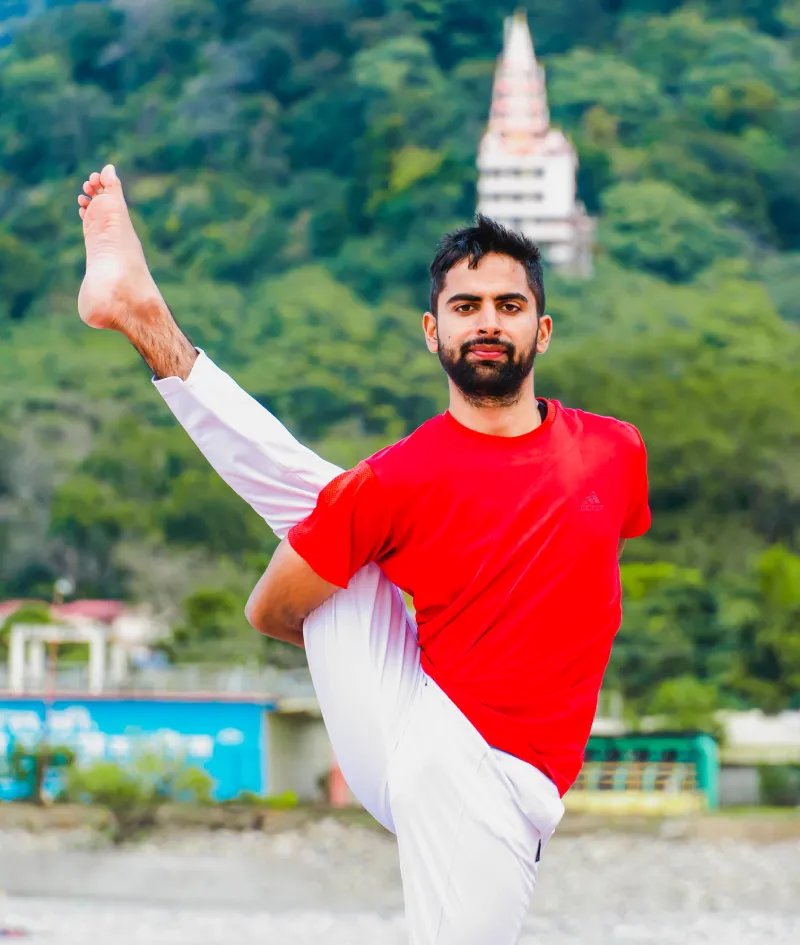 Best Yoga School in Rishikesh
