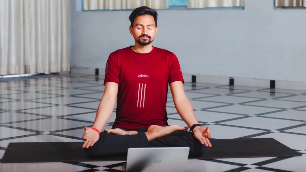 Online yoga teacher training