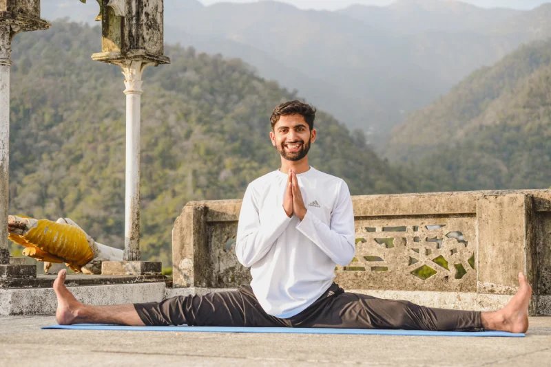 Yoga Teacher Training in Rishikesh, India | Best Yoga School
