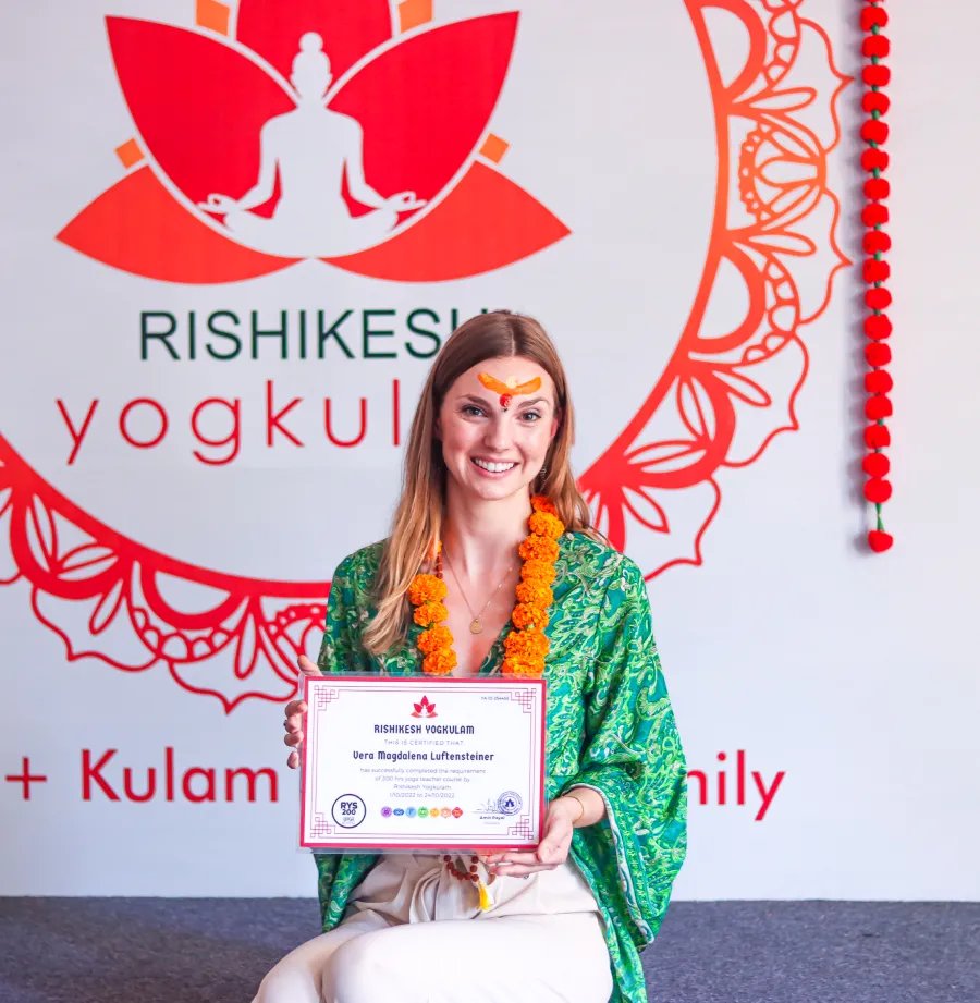 Best Yoga School in Rishikesh
